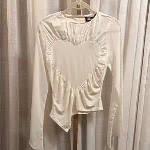 Pretty Damage White Heart Detail Blouse
